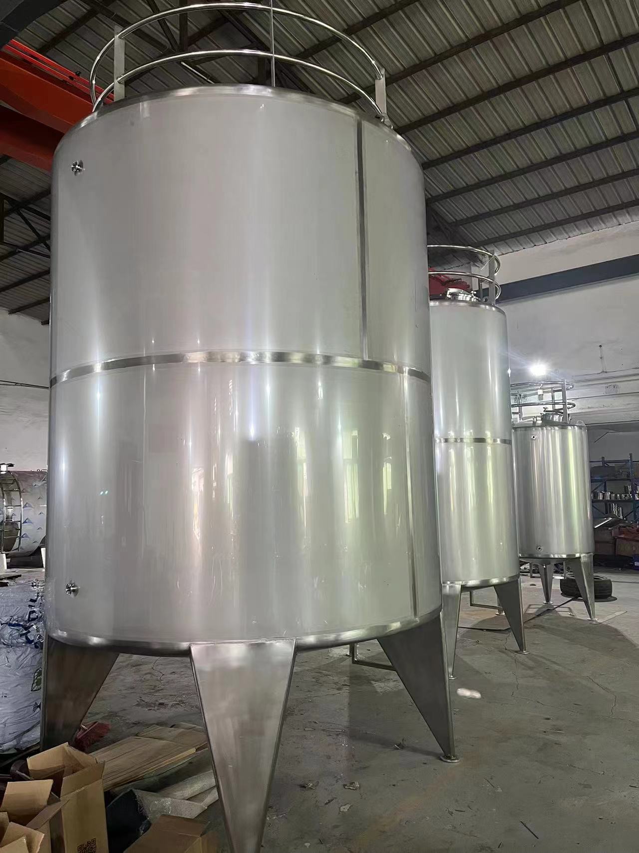 1703757566 10T Custom Stainless Steel Sterile Water Tank 2