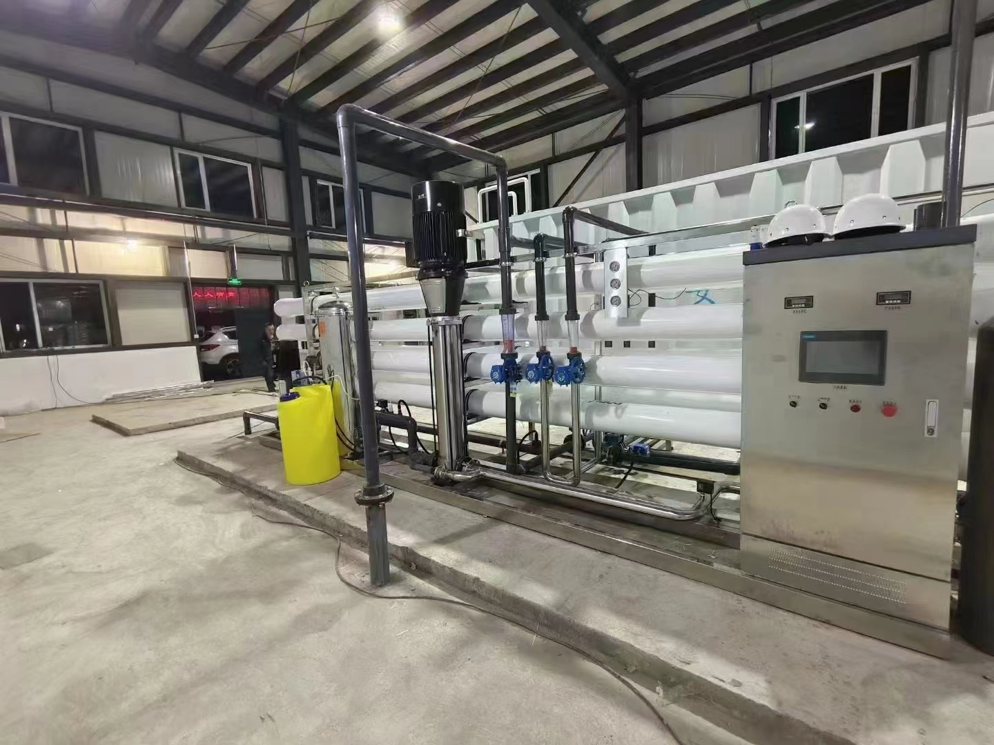 1704363674 30T reverse osmosis FRP equipment 3