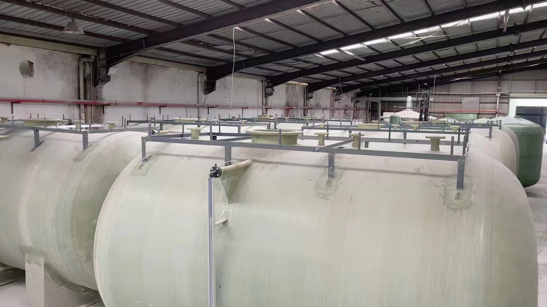 1704438548 10T FRP water tank 2