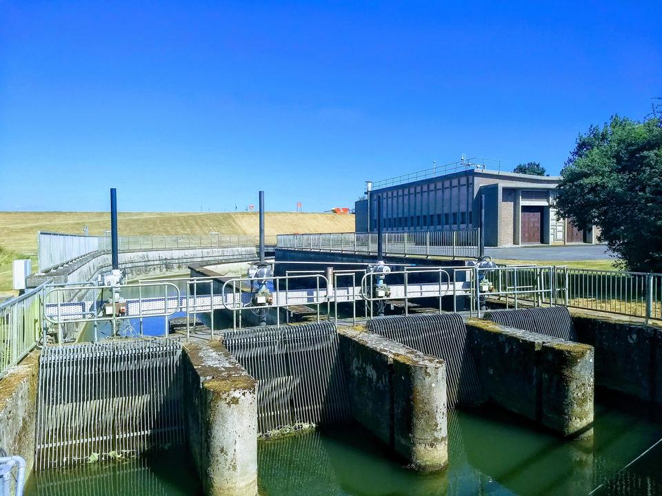 1709195718 Water treatment equipment maintenance 1