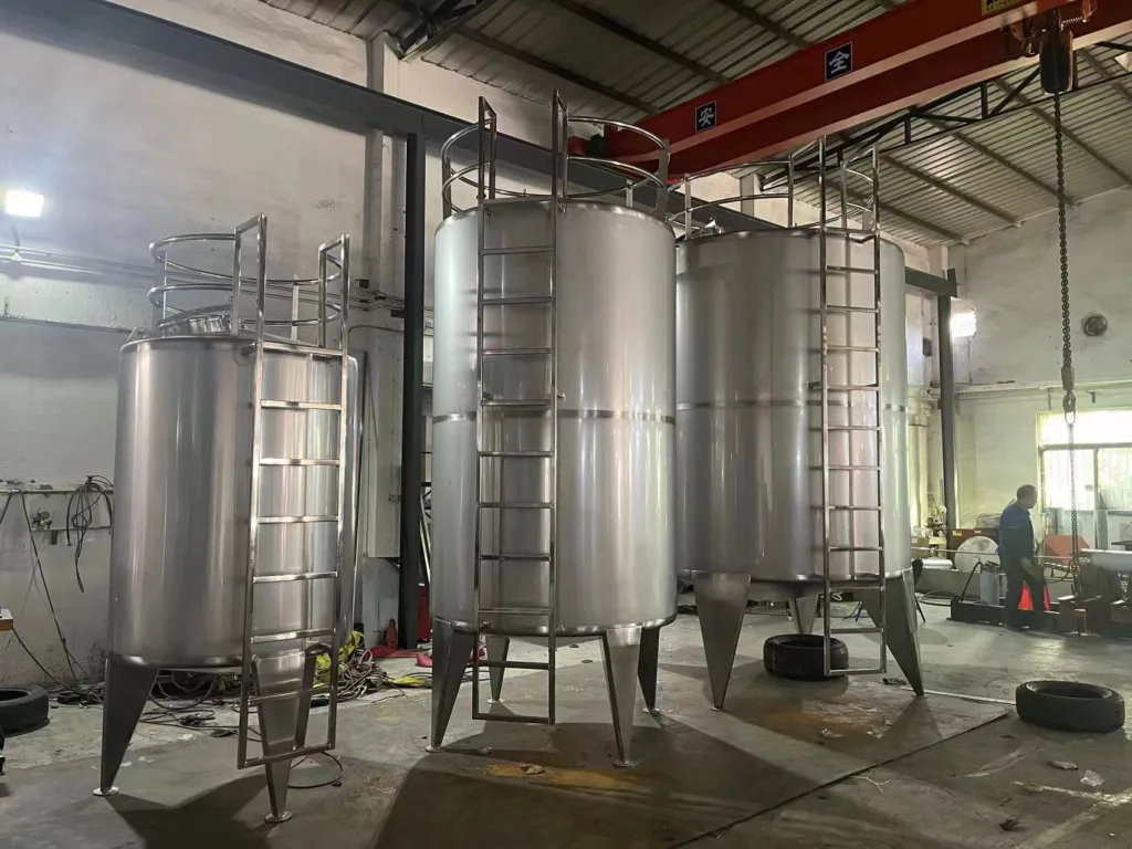 image 1703757497 10T Custom Stainless Steel Sterile Water Tank 3