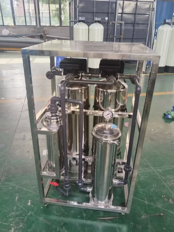 Automatic backwash control valve on stainless steel UF housing
