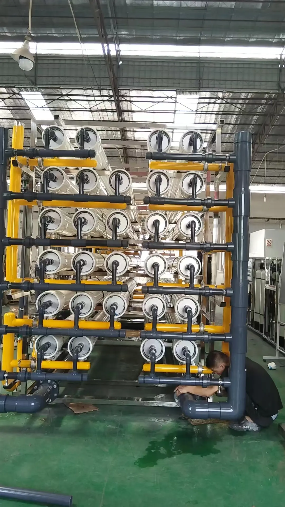 Large-size RO System Cases (≥ 10 m³/h) 2 120T RO system case Jamaica - view 2